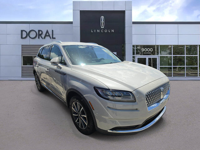 2022 Lincoln Nautilus Standard — photo 1 of 14