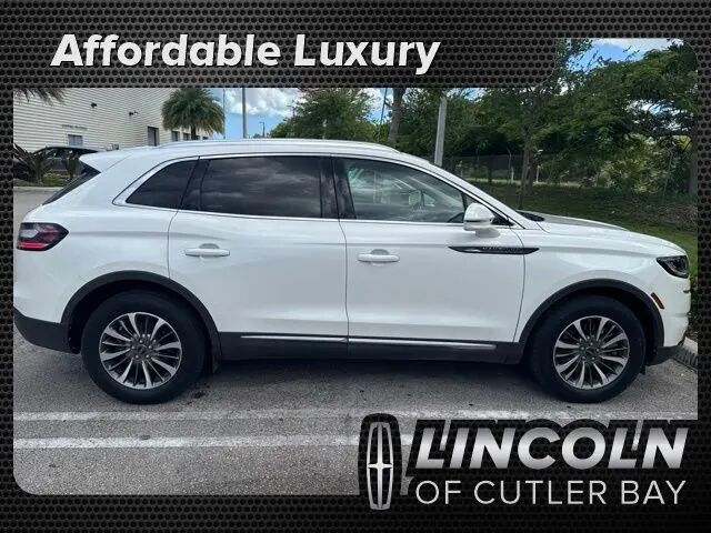 2022 Lincoln Nautilus Standard