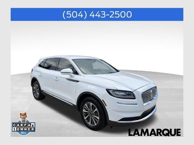 2023 Lincoln Nautilus Standard — photo 1 of 13