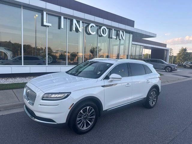 2022 Lincoln Nautilus Standard