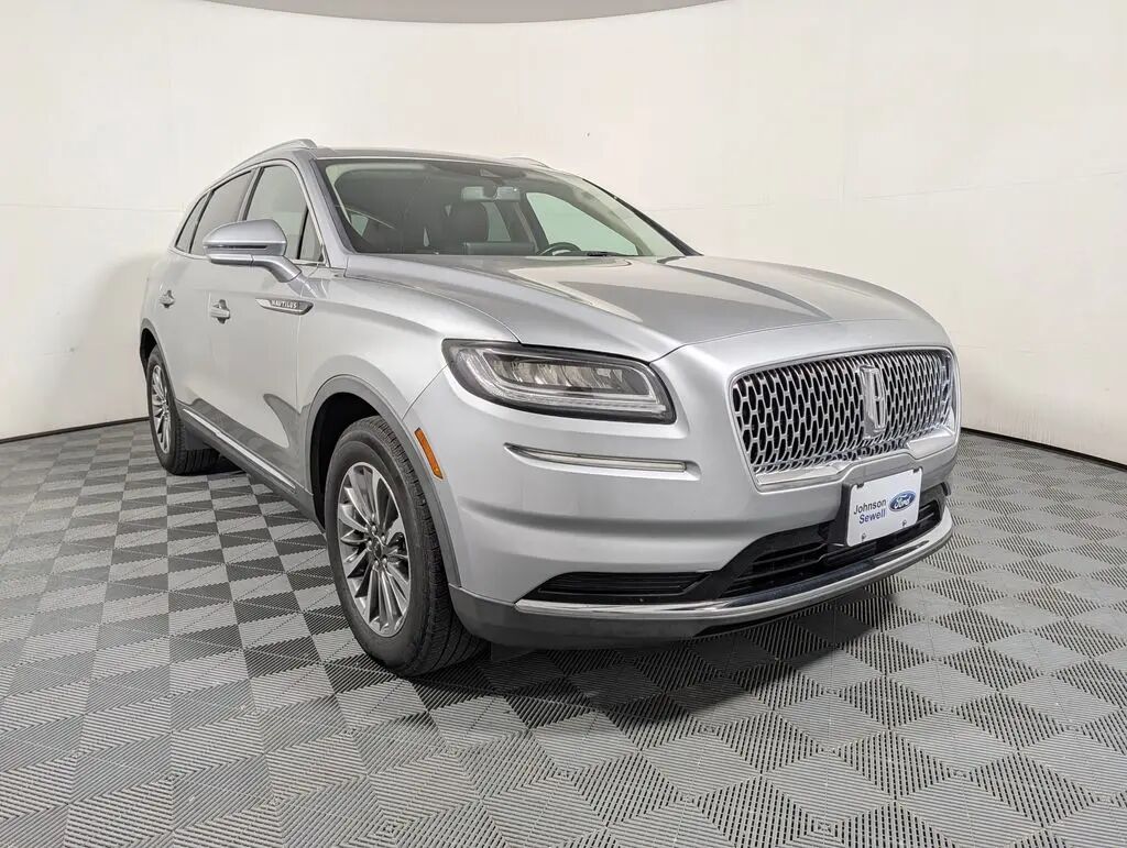 2021 Lincoln Nautilus Standard — photo 1 of 13