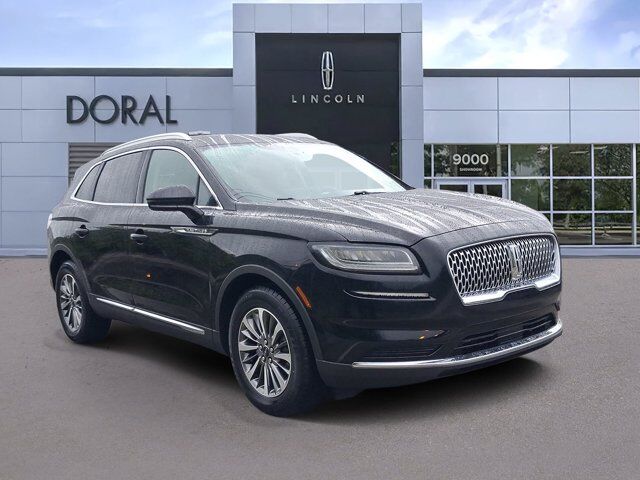 2022 Lincoln Nautilus Standard