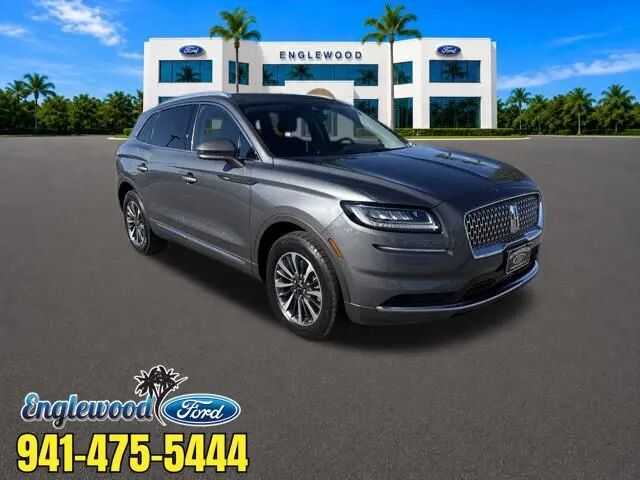 2023 Lincoln Nautilus Standard — photo 1 of 13