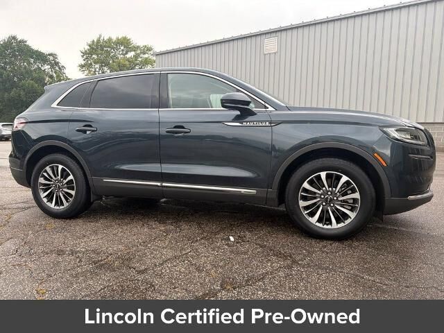 2023 Lincoln Nautilus Standard