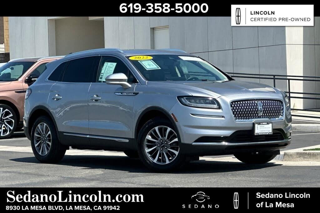 2022 Lincoln Nautilus Standard — photo 1 of 1