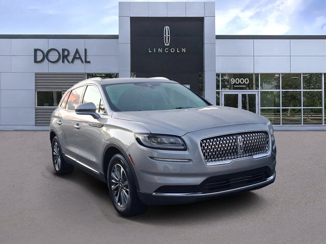 2023 Lincoln Nautilus Standard — photo 1 of 14