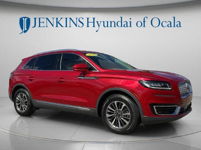 2020 Lincoln Nautilus Standard — photo 1 of 13