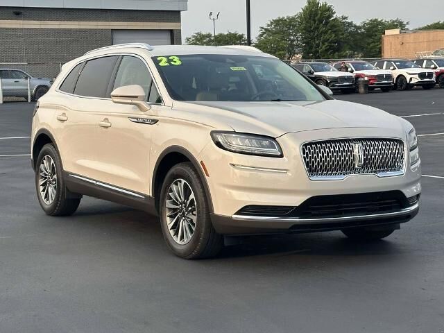 2023 Lincoln Nautilus Standard