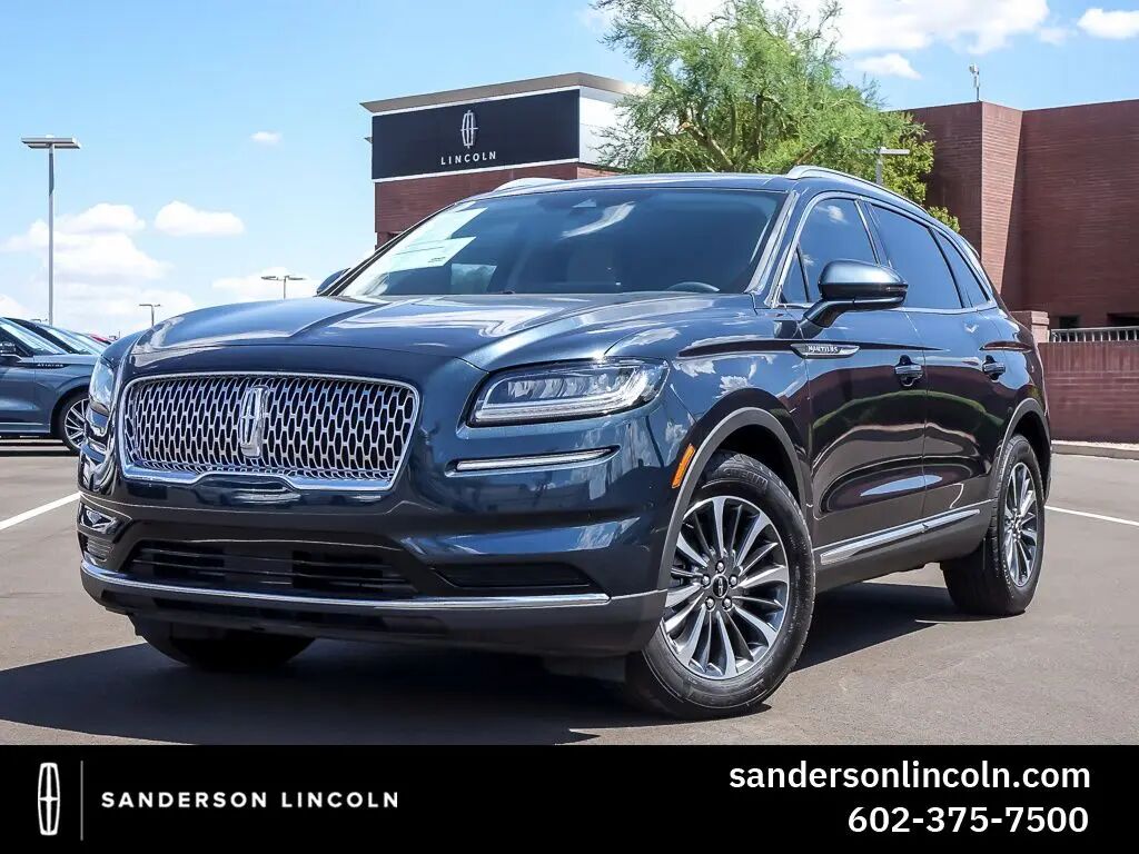 2023 Lincoln Nautilus Standard — photo 1 of 13