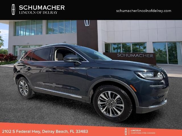 2022 Lincoln Nautilus Standard