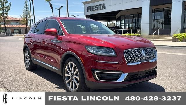 2019 Lincoln Nautilus Select