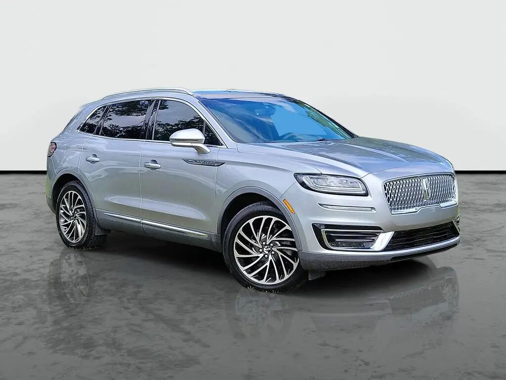 2020 Lincoln Nautilus Reserve — photo 1 of 12