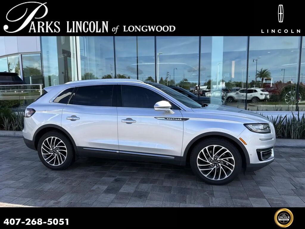 2019 Lincoln Nautilus Reserve — photo 1 of 13