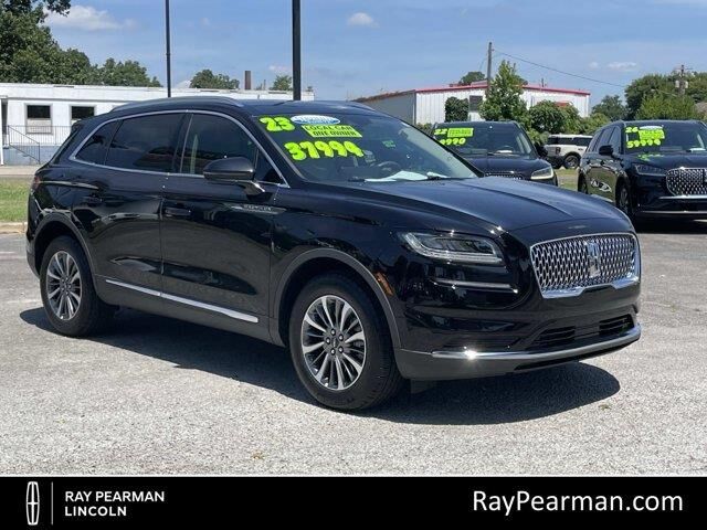 2023 Lincoln Nautilus Standard — photo 1 of 1