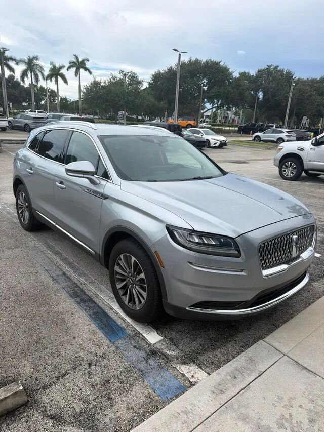 2023 Lincoln Nautilus Standard