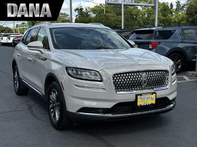 2023 Lincoln Nautilus Standard