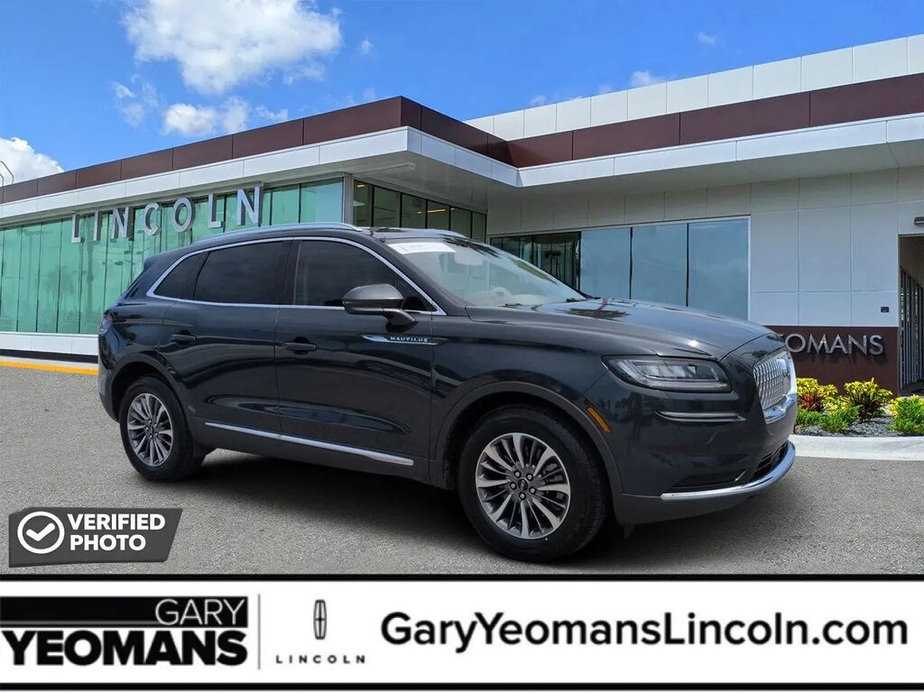 2023 Lincoln Nautilus Standard — photo 1 of 52