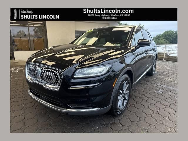 2022 Lincoln Nautilus Standard