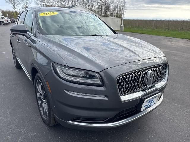 2022 Lincoln Nautilus Reserve