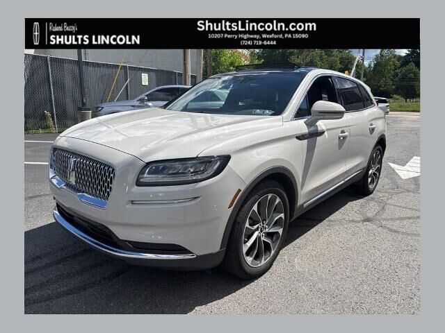2022 Lincoln Nautilus Reserve