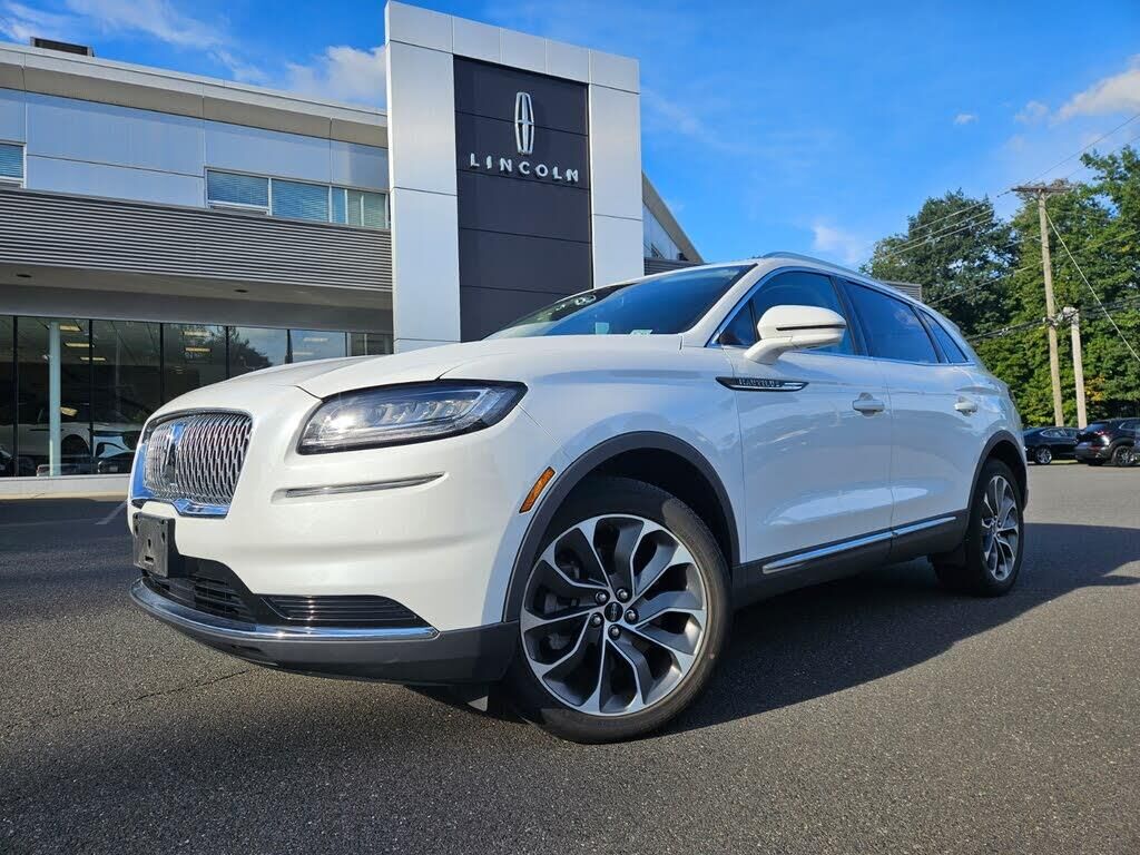 2023 Lincoln Nautilus Reserve — photo 1 of 1