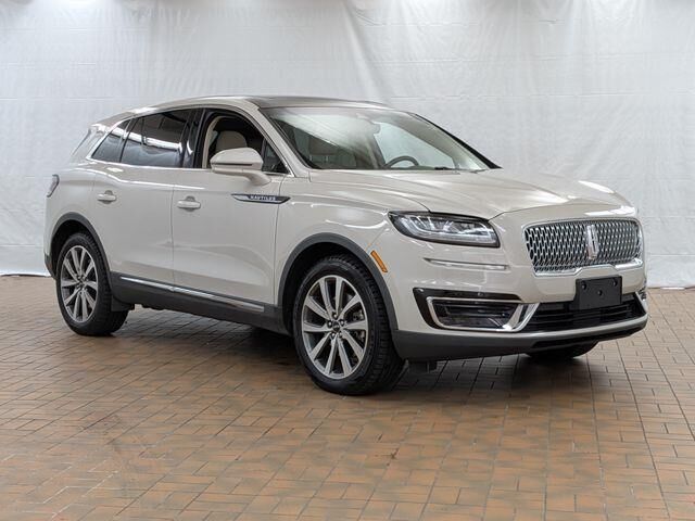 2019 Lincoln Nautilus Select