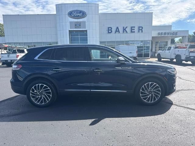 2019 Lincoln Nautilus Reserve