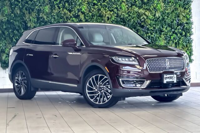 2019 Lincoln Nautilus Reserve