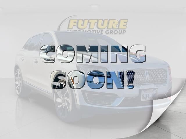 2019 Lincoln Nautilus Reserve