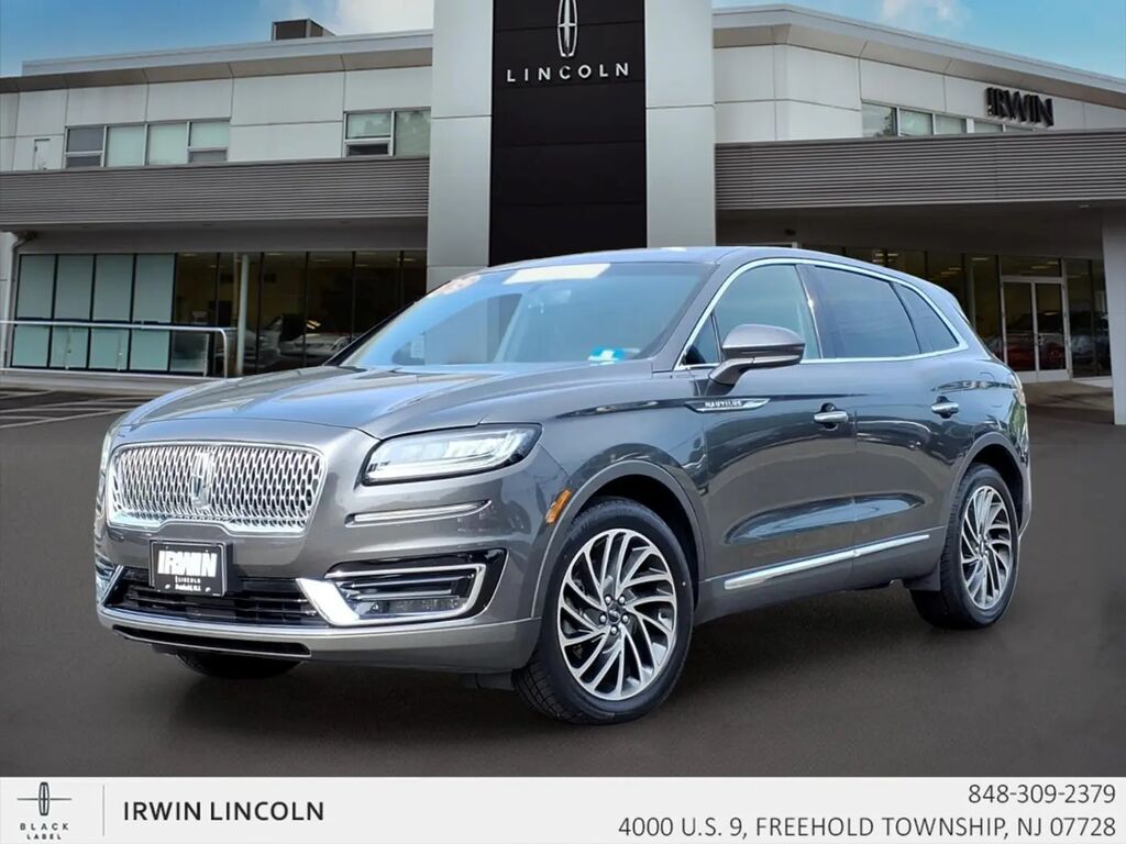 2019 Lincoln Nautilus Reserve — photo 1 of 13