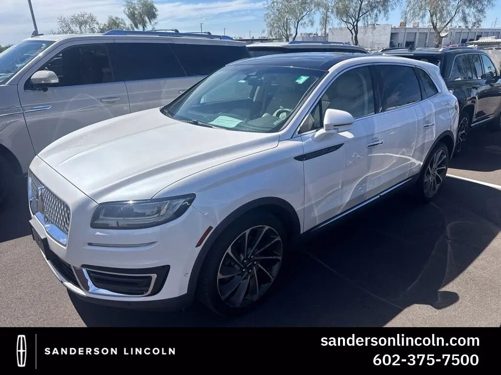 2019 Lincoln Nautilus Reserve — photo 1 of 2