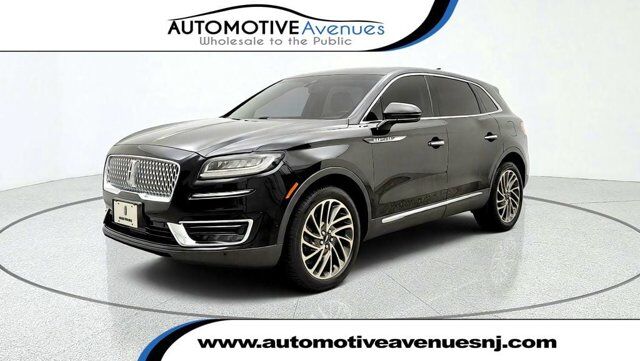 2019 Lincoln Nautilus Reserve — photo 1 of 1