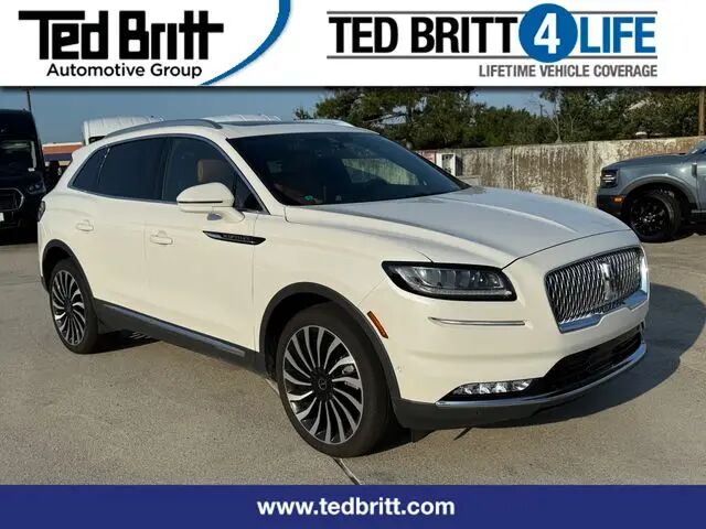 2023 Lincoln Nautilus Black Label — photo 1 of 10