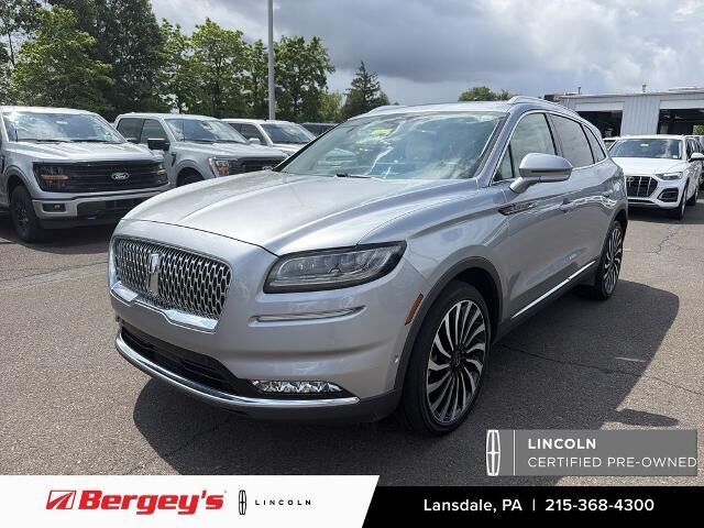 2023 Lincoln Nautilus Black Label — photo 1 of 13