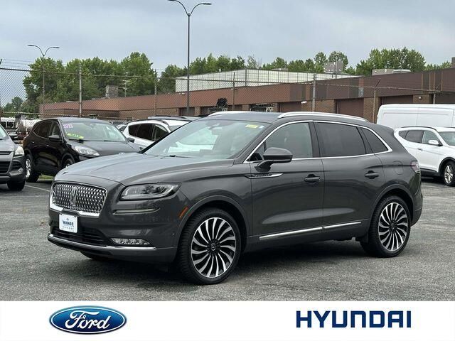 2022 Lincoln Nautilus Black Label