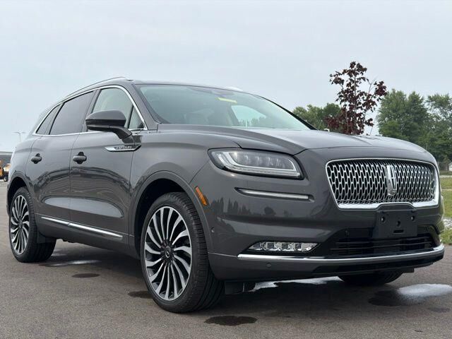 2022 Lincoln Nautilus Black Label