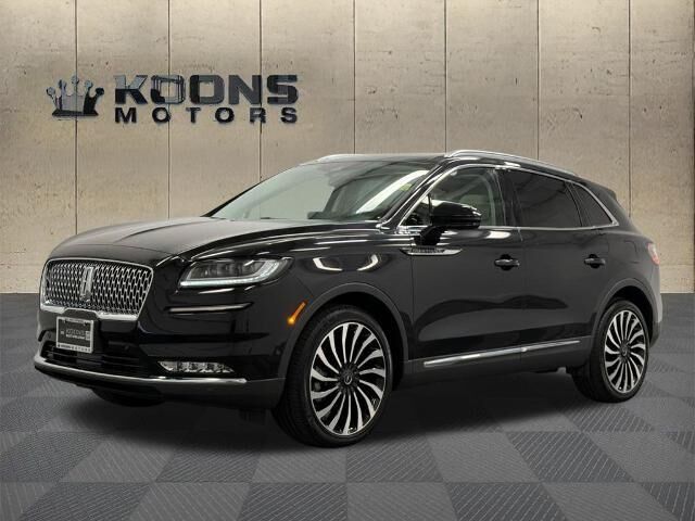 2023 Lincoln Nautilus Black Label — photo 1 of 13