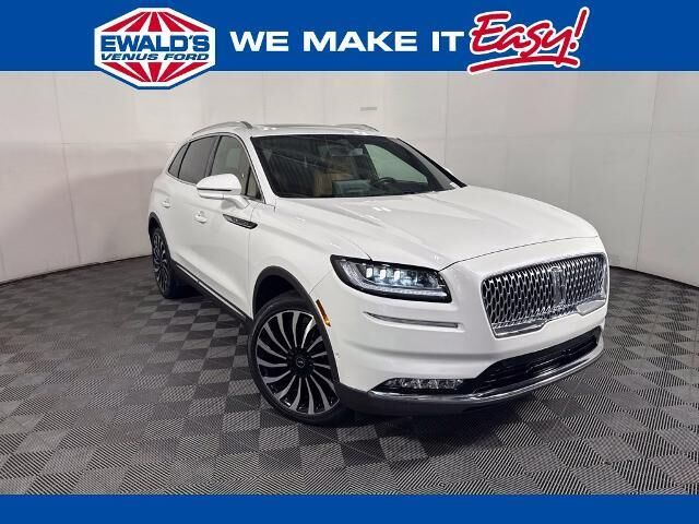 2023 Lincoln Nautilus Black Label — photo 1 of 13