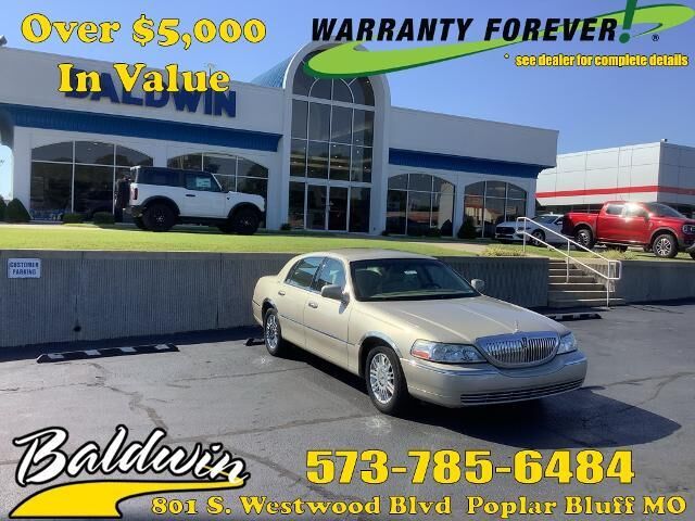 2009 Lincoln Town Car Signature Limited