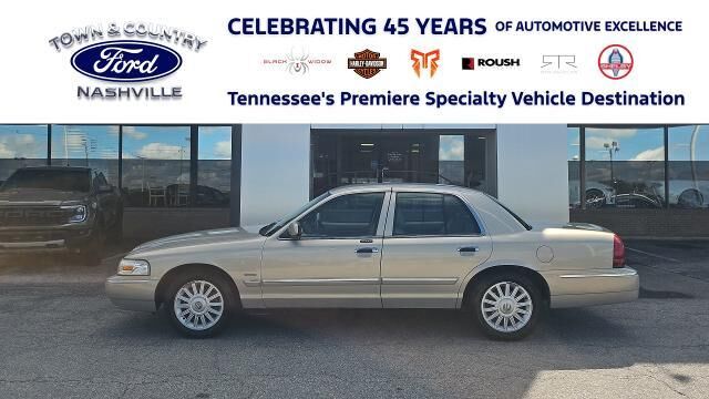 2009 Mercury Grand Marquis LS — photo 1 of 13