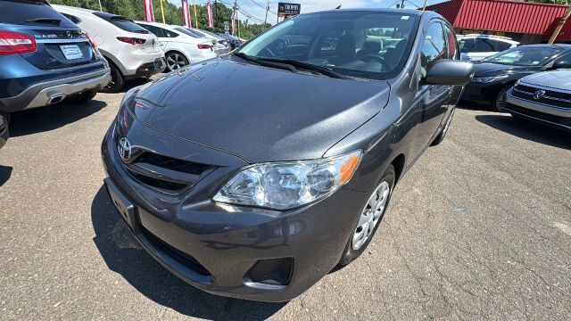 2013 Toyota Corolla LE Special Edition Sedan 4D