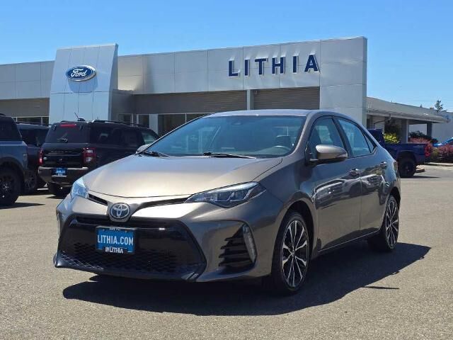 2018 Toyota Corolla SE — photo 1 of 5