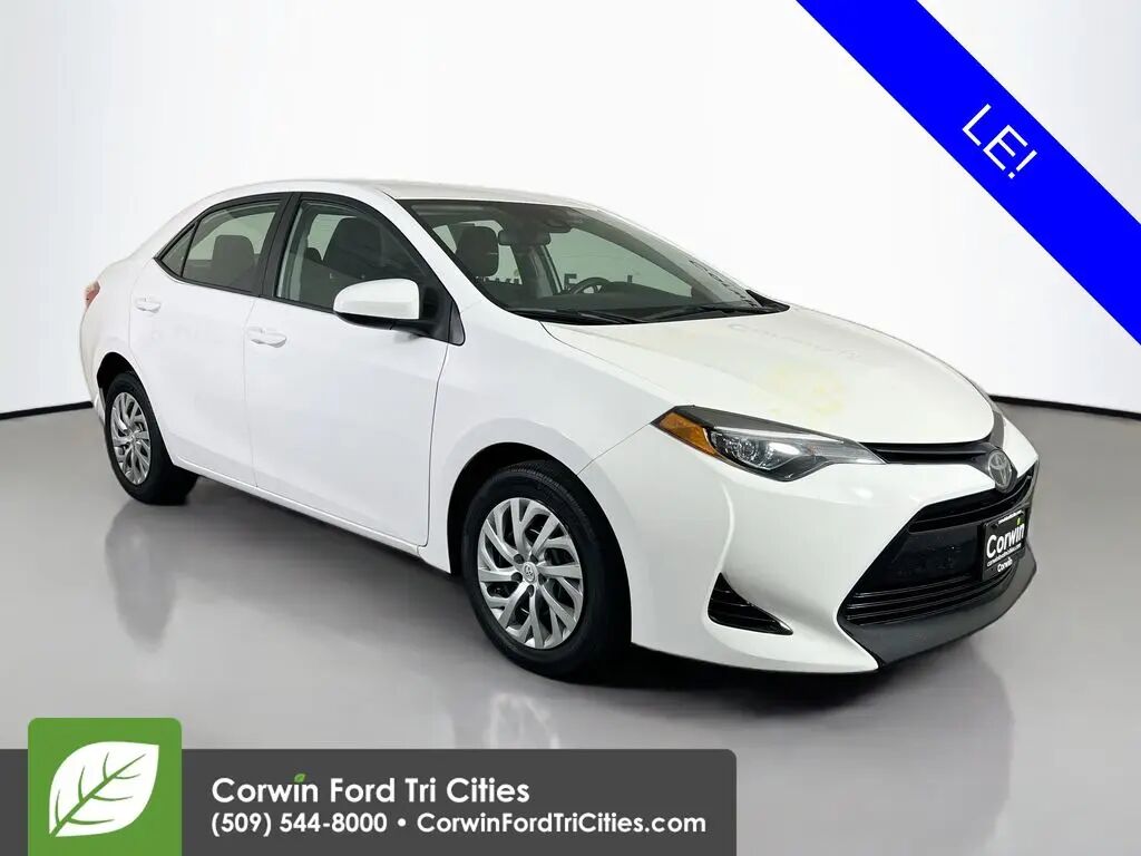 2019 Toyota Corolla LE — photo 1 of 13