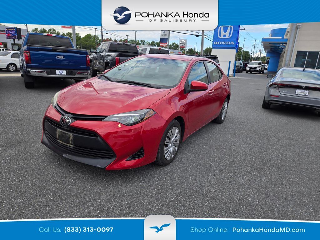 2017 Toyota Corolla LE — photo 1 of 13