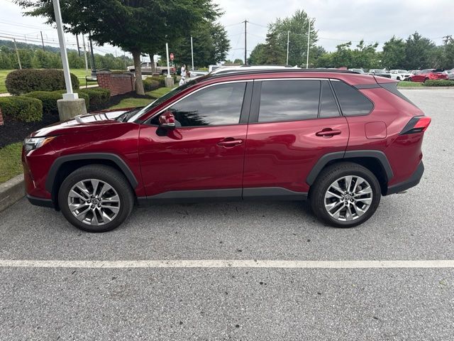 2022 Toyota RAV4 XLE Premium