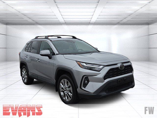 2023 Toyota RAV4 XLE Premium