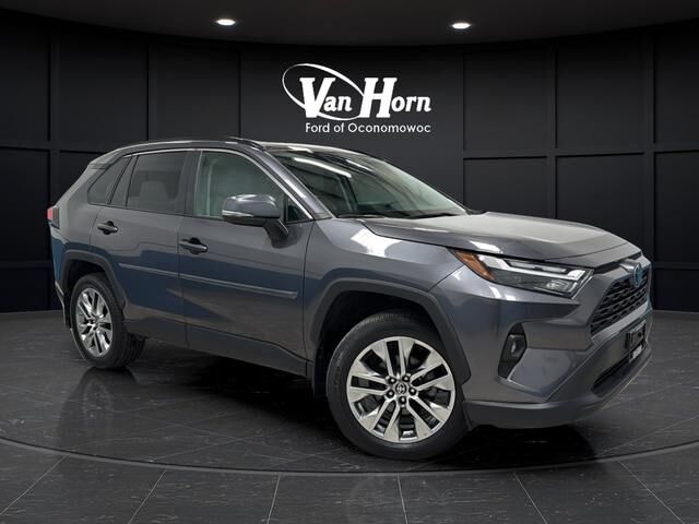 2024 Toyota RAV4 XLE Premium