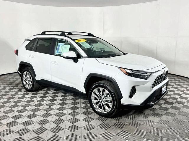 2025 Toyota RAV4 XLE Premium