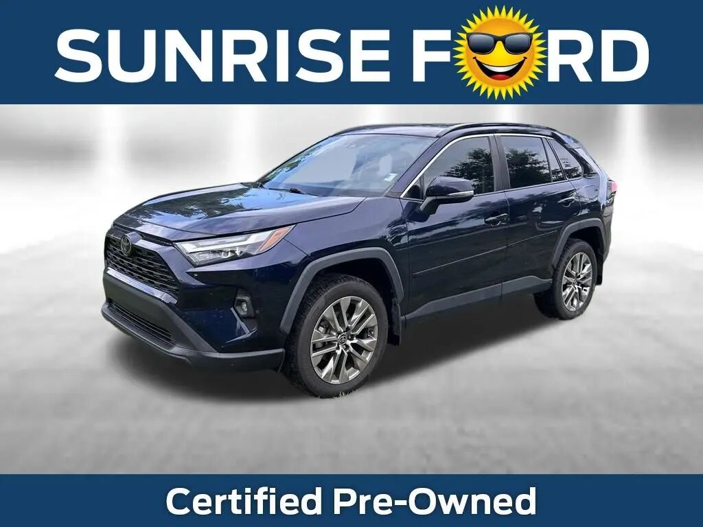 2023 Toyota RAV4 XLE Premium — photo 1 of 13