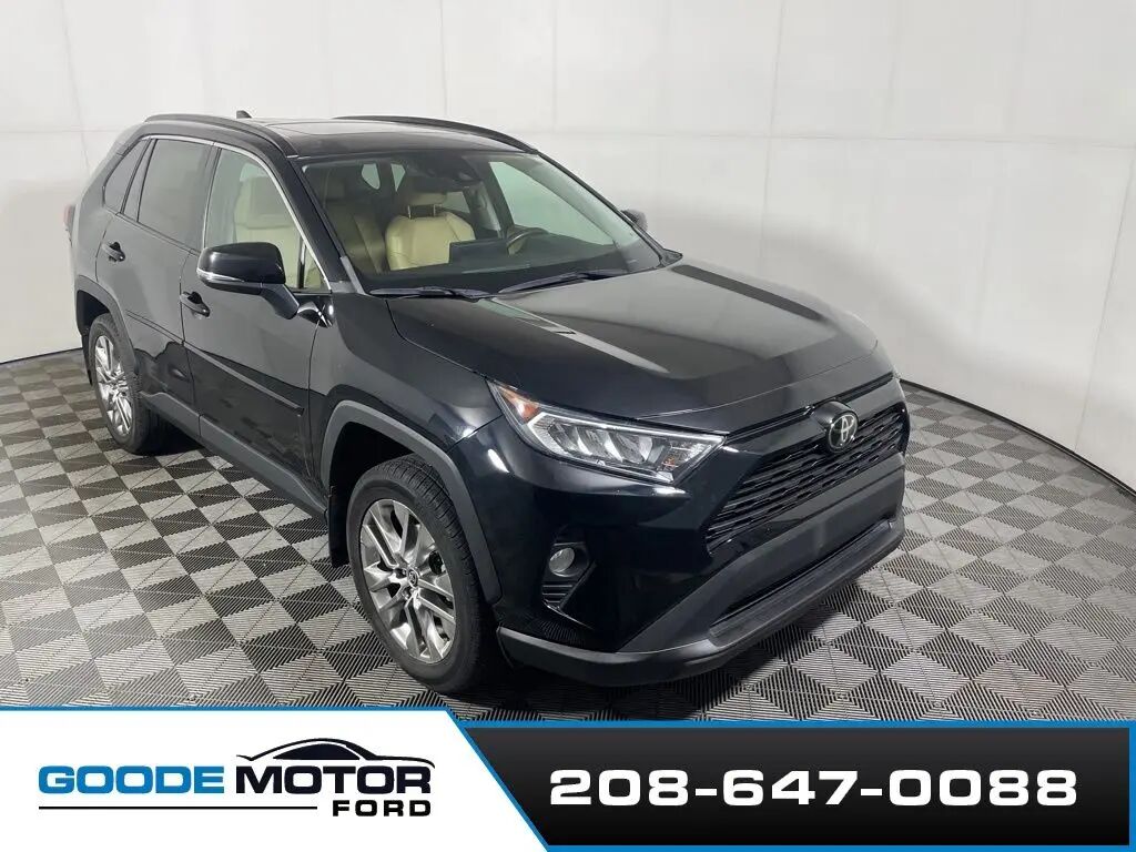 2021 Toyota RAV4 XLE Premium
